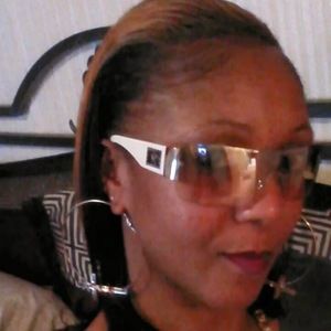 Meet your Posher, Stacy